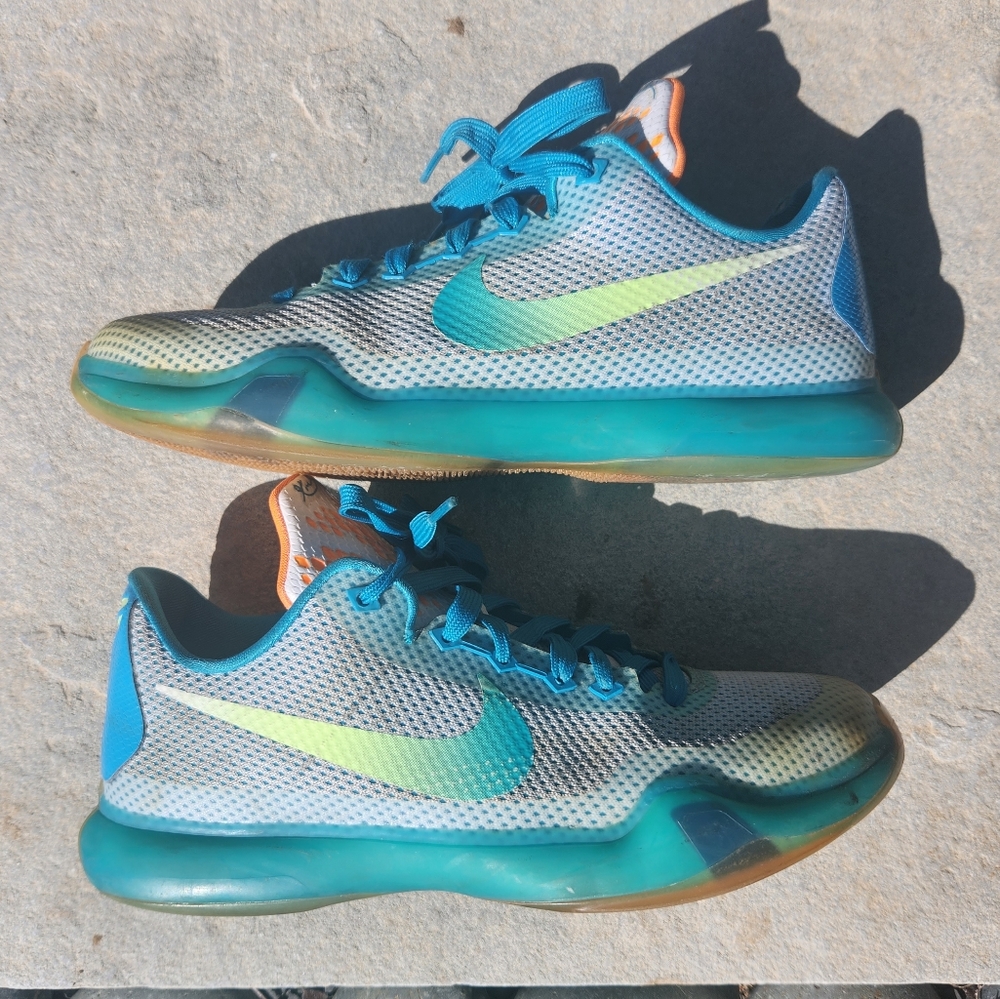 Nike Kobe Bryant 10 GS High Dive Basketball Sneakers Boys Size 6.5 Blue Orange - Picture 2 of 9